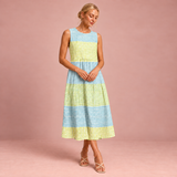Bequemes ärmelloses Sommerkleid
