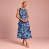 Bequemes ärmelloses Sommerkleid