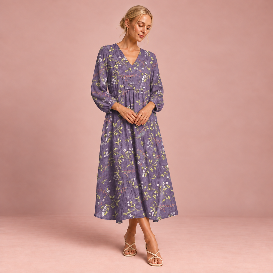 Figurschmeichelndes Sommerkleid mit Print