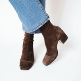 Lily™ | Stilvolle Wildleder-Ankle Boots mit Quadratzehen