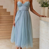 Zeitgenössisches Prinzessinnen-Maxi-Kleid mit Trägern für Partys