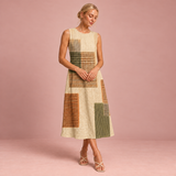 Bequemes ärmelloses Sommerkleid