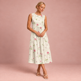 Bequemes ärmelloses Sommerkleid