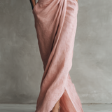 Rosa minimalistisches Maxikleid für Damen mit V-Ausschnitt