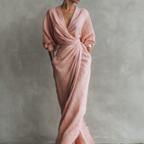 Rosa minimalistisches Maxikleid für Damen mit V-Ausschnitt