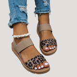Damen Stylische Leopardenmuster Kreuzriemen Flache Sandalen für Ultimativen Komfort