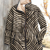 Damen Vintage Steppjacke mit Handgezeichnetem Kreismuster