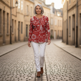 Merle | Weihnachtspullover in Rot mit weißen Motiven