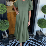 Elegantes Maxi-Kleid mit Puffärmeln und Rundhalsausschnitt