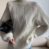 Audrey - Gestrickter Rollkragenpullover