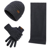 Cooles Winter-Set mit Mütze, Schal und Handschuhen