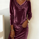Frosina - Lässiges Velourkleid mit entspannter Passform