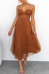 Zeitgenössisches Prinzessinnen-Maxi-Kleid mit Trägern für Partys