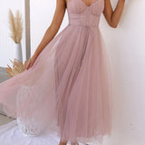 Zeitgenössisches Prinzessinnen-Maxi-Kleid mit Trägern für Partys