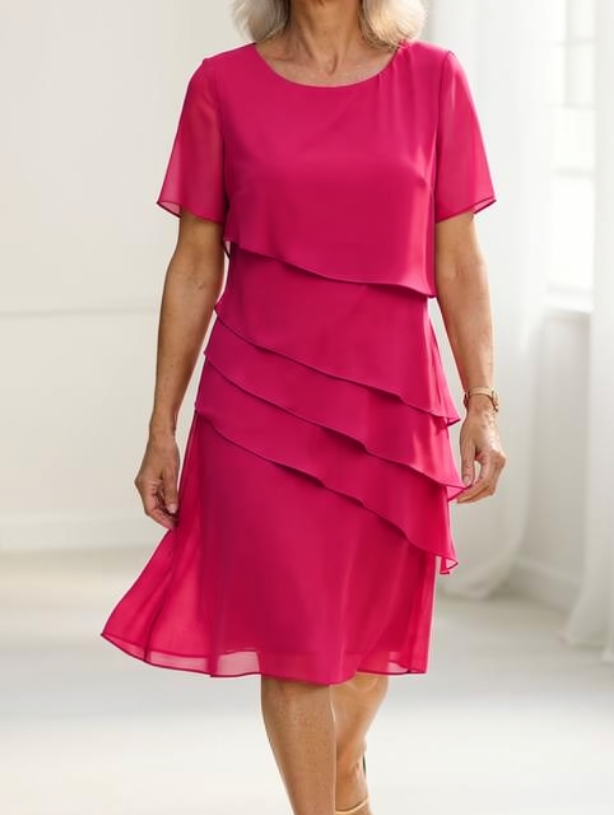 Linda | Elegantes Komfort-Rüschendress