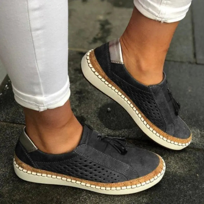 Elizabeth | Damen Slip-On Sneaker mit Ausschnitten