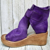 Ariana™ - Auffällige Keil-Sandalen