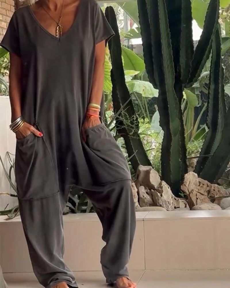 Yelena™ - Lässiger V-Ausschnitt Einfarbiger Jumpsuit