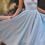 Ophira™ - Elegantes Korsett-Midi-Kleid