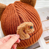 Gestrickte Wintermütze mit Katzenohren von PurrWarm