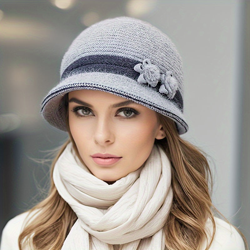 Gestricktes Winterset für Damen mit Mütze, Schal und Handschuhen