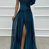 Chloe – Elegantes gestreiftes Maxikleid mit einem Schulterträger