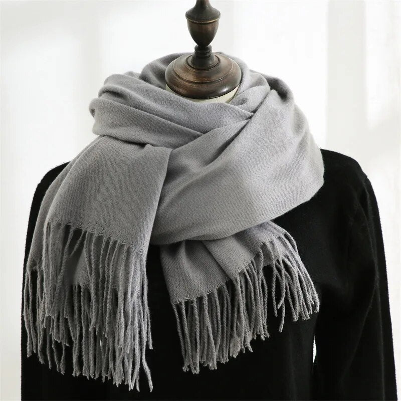 Designer-Schal mit Quasten | Warmer und weicher Kaschmir