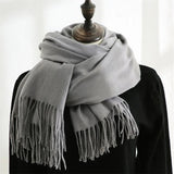 Designer-Schal mit Quasten | Warmer und weicher Kaschmir