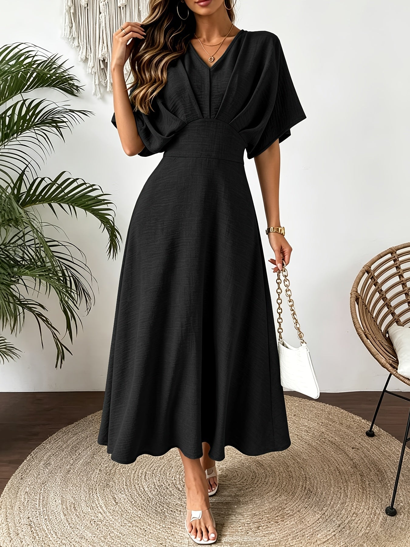 Damen Midikleid mit V-Ausschnitt