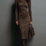 Mildred™ Chic Wildleder Maxi-Kleid