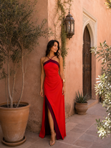 Damen Maxikleid mit Neckholder und Seitenschlitz