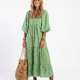 Apolline | Midi-Kleid mit dreiviertel Ärmeln und V-Ausschnitt im Muster