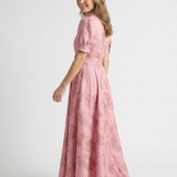 Xanthea | Kurzärmeliges, tailliertes, blumenstrukturiertes Maxikleid