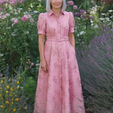 Xanthea | Kurzärmeliges, tailliertes, blumenstrukturiertes Maxikleid