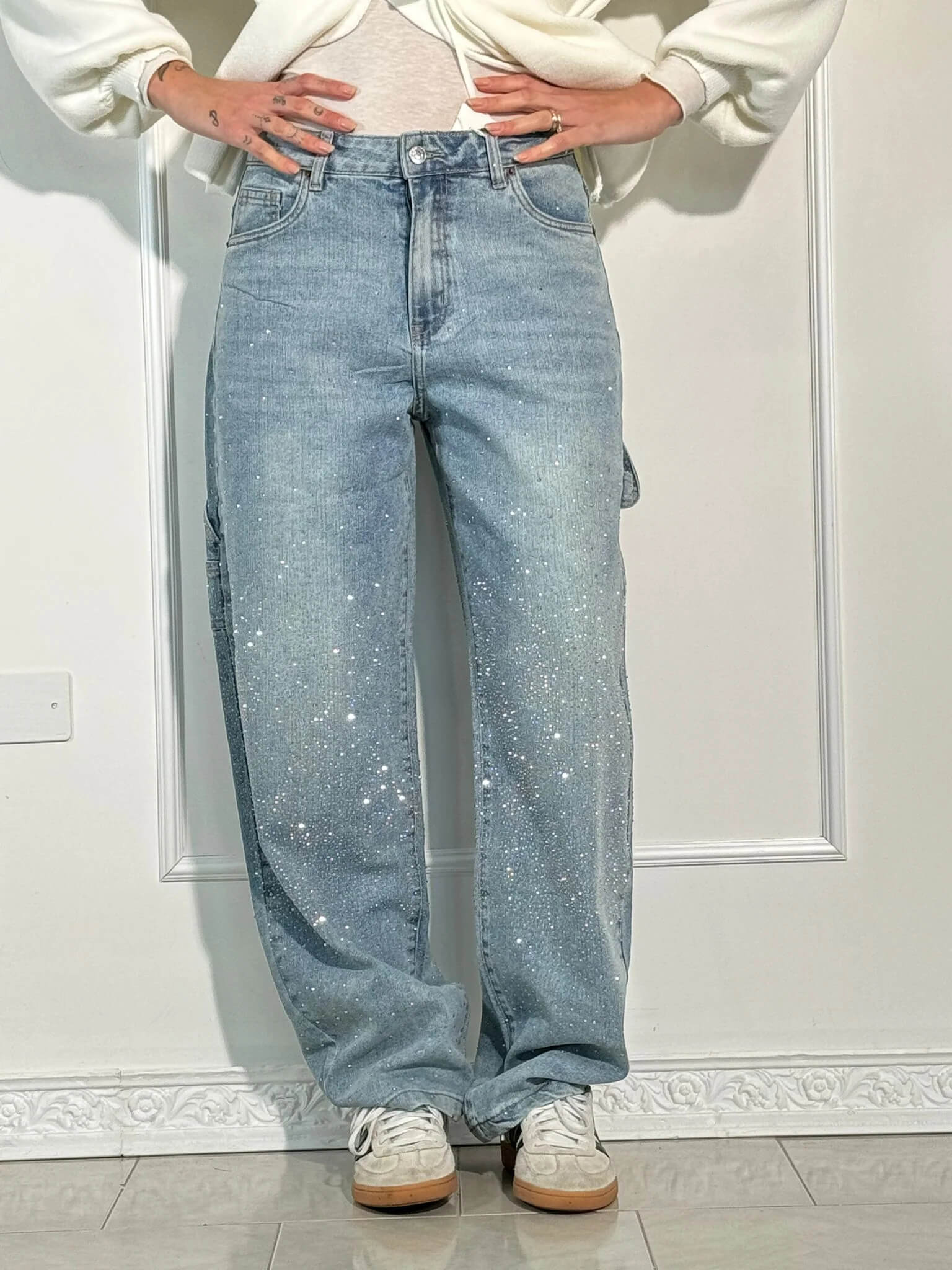 Glänzende Carpenter-Style Denim-Jeans