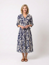 Oriana | Midi-Kleid mit Kragen, langen Ärmeln und Taillengürtel
