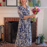Oriana | Midi-Kleid mit Kragen, langen Ärmeln und Taillengürtel