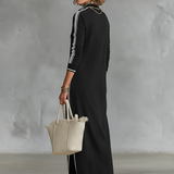 Minimalistisches Sweatshirtkleid für Damen mit weißem Kragen und Knopfleiste