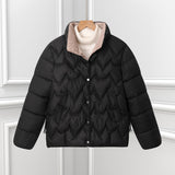 Damen kurze gesteppte Pufferjacke mit Bogensteppung und Druckknopfblende