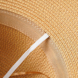 Sonnenhut mit breiter Krempe und Satinband