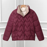 Damen kurze gesteppte Pufferjacke mit Bogensteppung und Druckknopfblende
