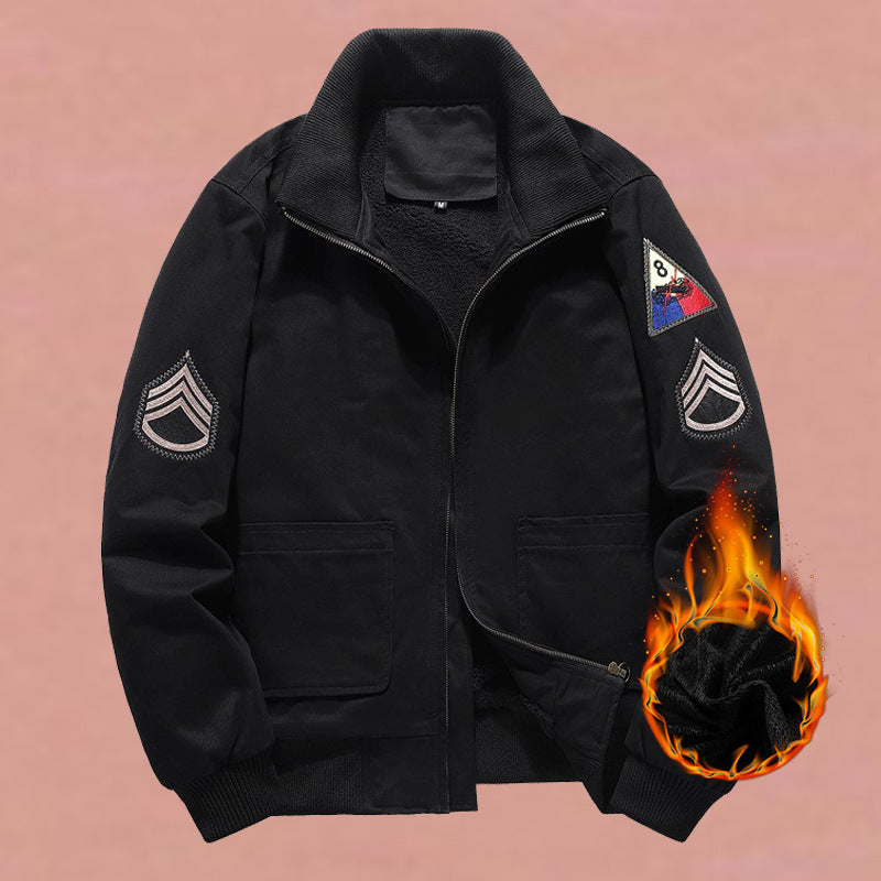 Herren Bomberjacke im Militärstil mit Patches und verdecktem Reißverschluss