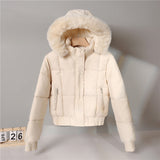 Damen kurzes wattiertes Kapuzenblouson mit Kunstfellkragen
