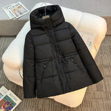 Damen kurze wattierte Kapuzenjacke mit hohem Stehkragen und Kordelzug