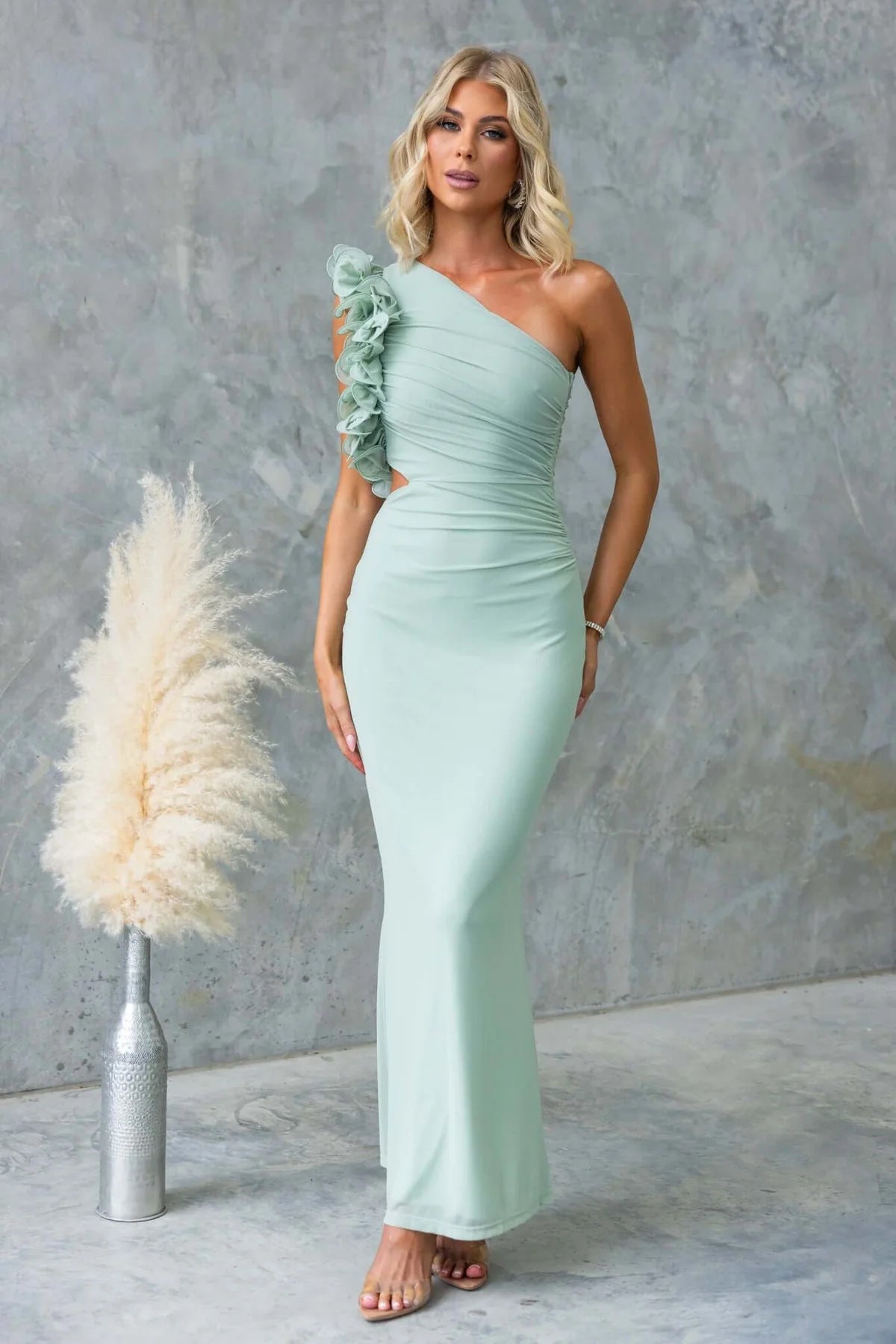 Damen Maxikleid mit einem Schulterträger und Rüsche