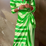 Amalia™ – Zeitloses bedrucktes Wickelkleid