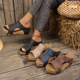 Eva-Frieda | Lumi-Keilschuhe mit Nieten