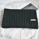 Langer Strickschal