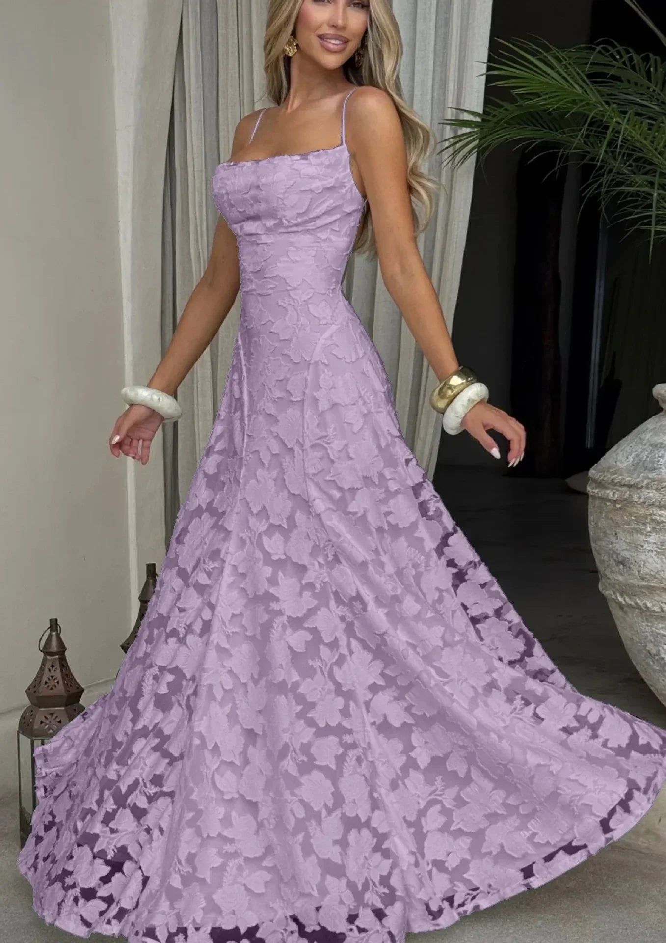 Maxikleid für Damen mit Schnürdetail