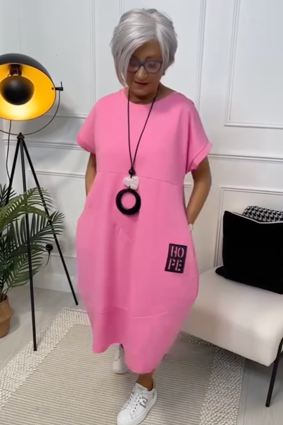 Zuzanna | Luftiges Sommerkleid mit Rundhalsausschnitt